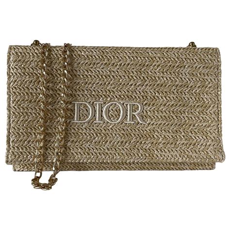 prix pochette dior